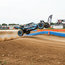 现代欧洲赛道与高性能越野车