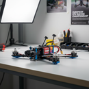 电池安装在FPV穿越机中